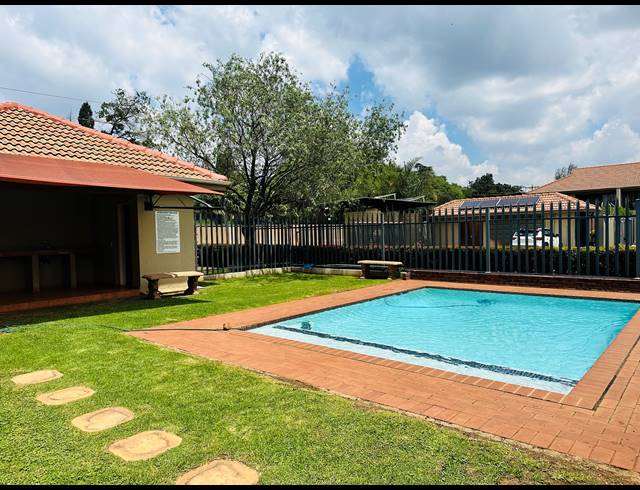 2 BEDROOM APARTMENT FOR SALE IN BRENTWOOD PARK